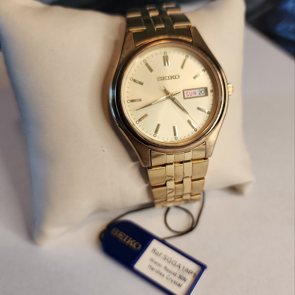 New Seiko SSGA18 mens watch